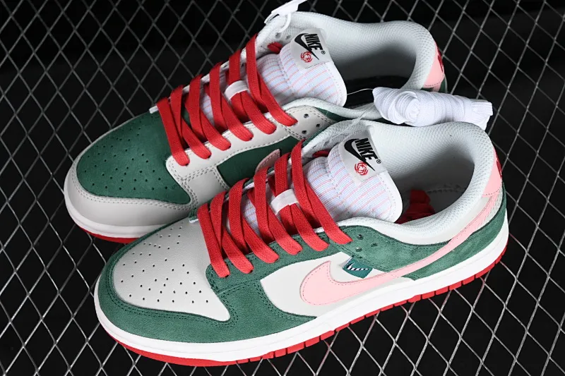 All categories Nk SB Dunk series Nk SB Dunk Low low-top sneakers F version Nk Dunk Low "All Petals United" Sonorous Rose SB low-top casual sneakers FN8923-061